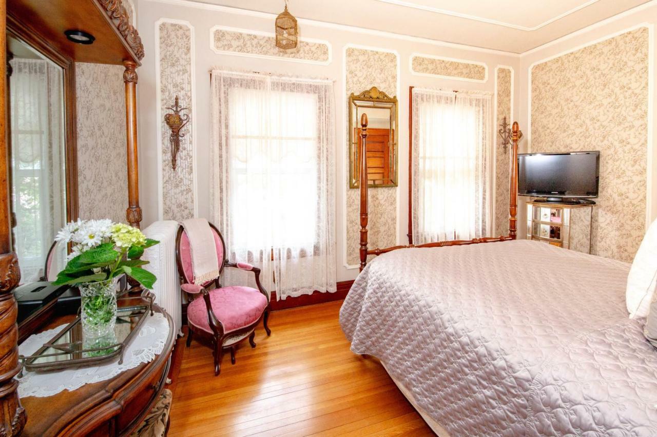600 Main, A Bed & Breakfast And Victorian Tea Room Toms River Eksteriør billede